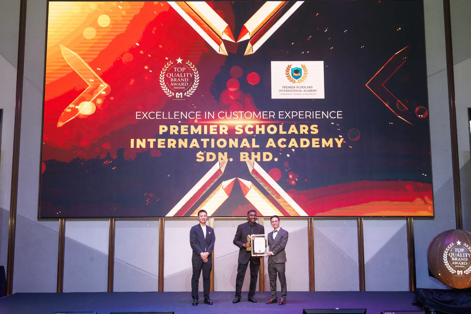 Premier Scholars International Academy Sdn. Bhd. - Top Quality Brand Award 2025/2026 - Prof Dr Vijendran Arulrajah (President / Chief Executive Officer) receives award - Winner's Image