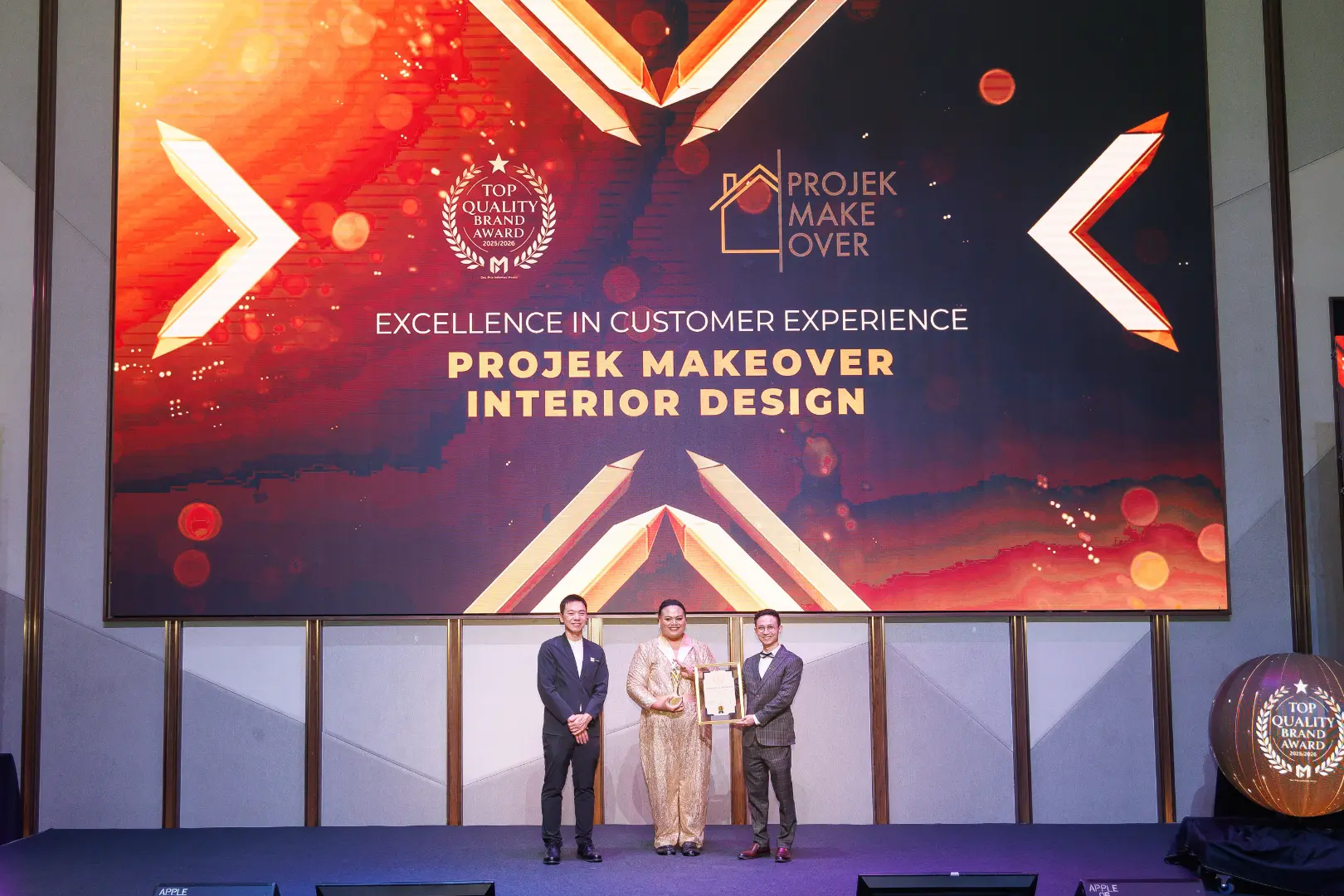 Projek Makeover Interior Design - Top Quality Brand Award 2025/2026 - Noor Reymy Salikin (Director) receives award - Winner's Image