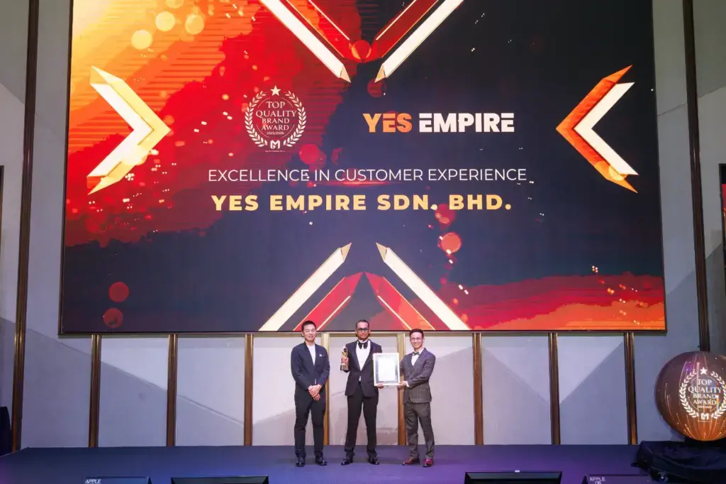 YES Empire Sdn. Bhd. - Top Quality Brand Award 2025/2026 - Amirulmukminin Bin Hamzah (Chief Executive Officer) receives award - Winner's Image